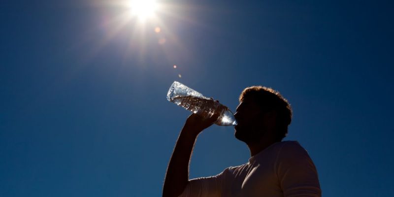 Karstajā laikā NMPD speciālisti aicina neuzturēties tiešos saules staros un pietiekami daudz dzert ūdeni